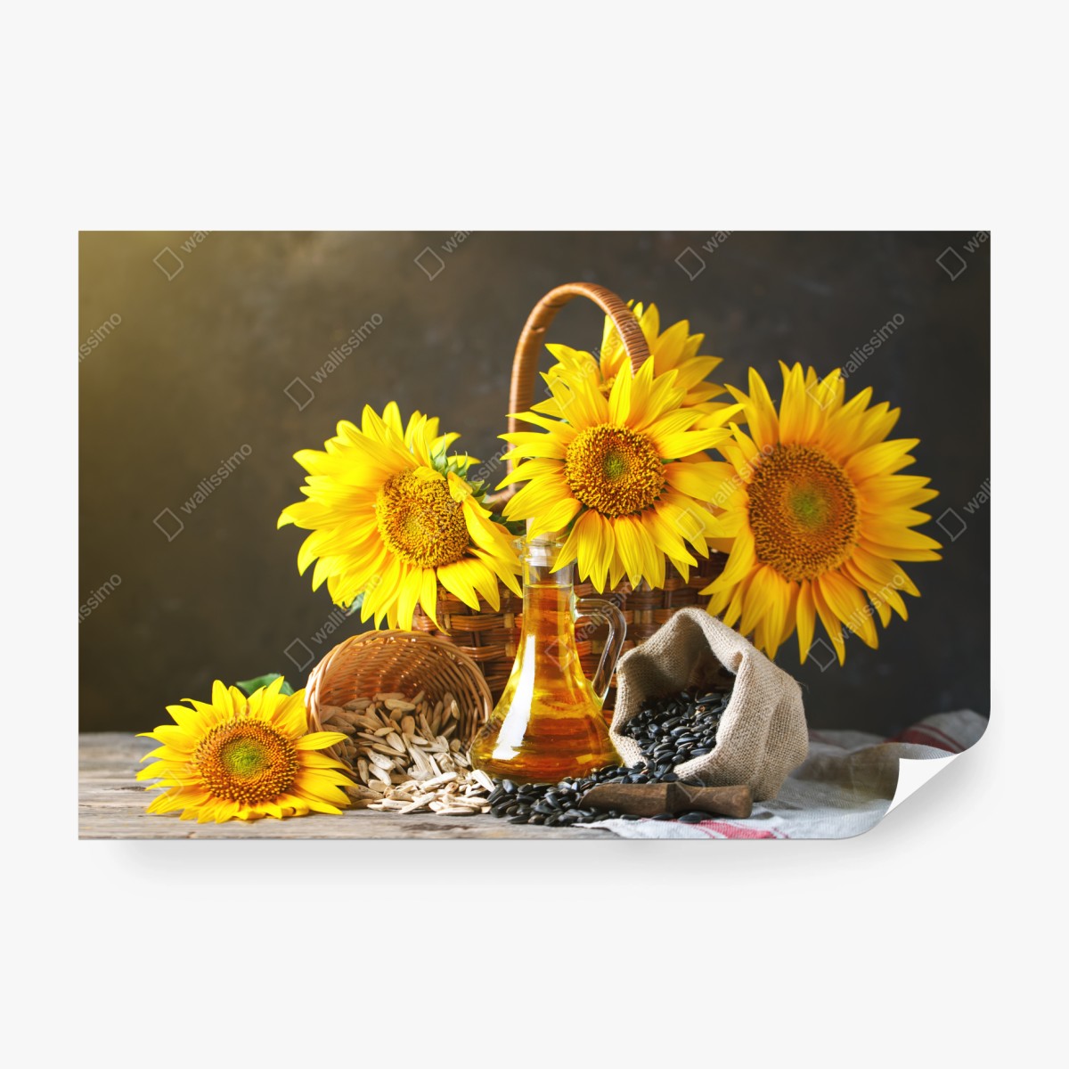 Fototapete leuchtendes stillleben mit sonnenblumen, kernen und öl – Wallnifity®