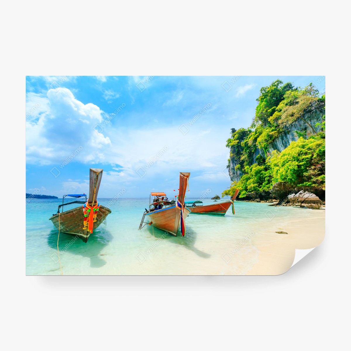 Fototapete longtail-boote am türkisfarbenen strand von Phuket – Wallnifity®