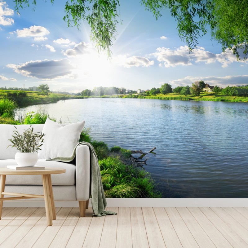 Fototapete sonnenbeschienenes flussufer mit üppigem grün – Wallnifity®