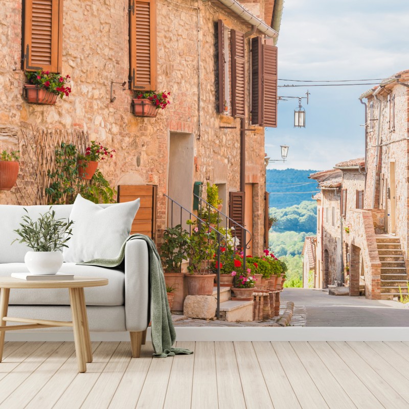 Fototapete mittelalterliche straße in der Toskana mit blumentöpfen – Wallnifity®