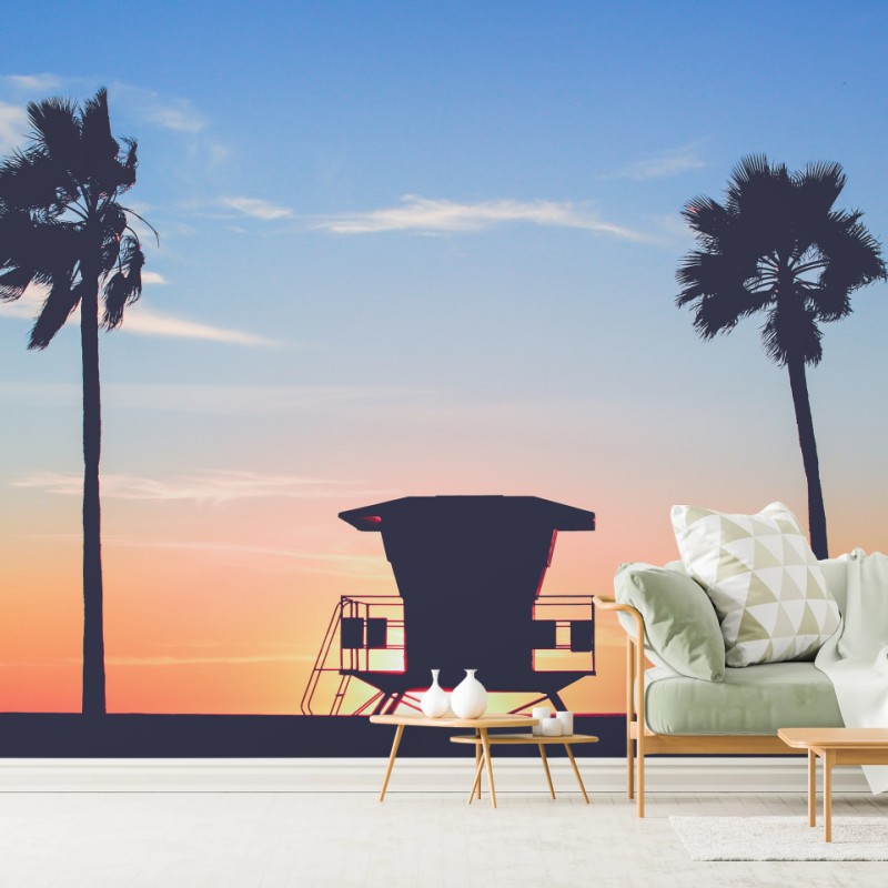 Fototapete sonnenuntergang am strand mit palmen und rettungsturm – Wallnifity®