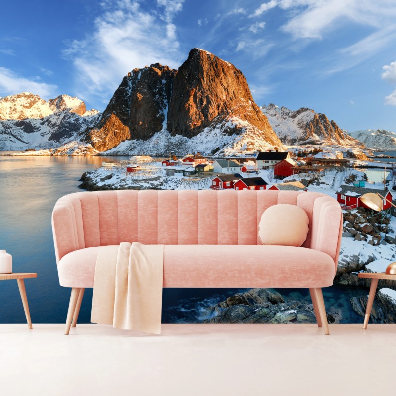 Fototapete sonnenbeschienenes Hamnøy am fjord – Wallnifity®