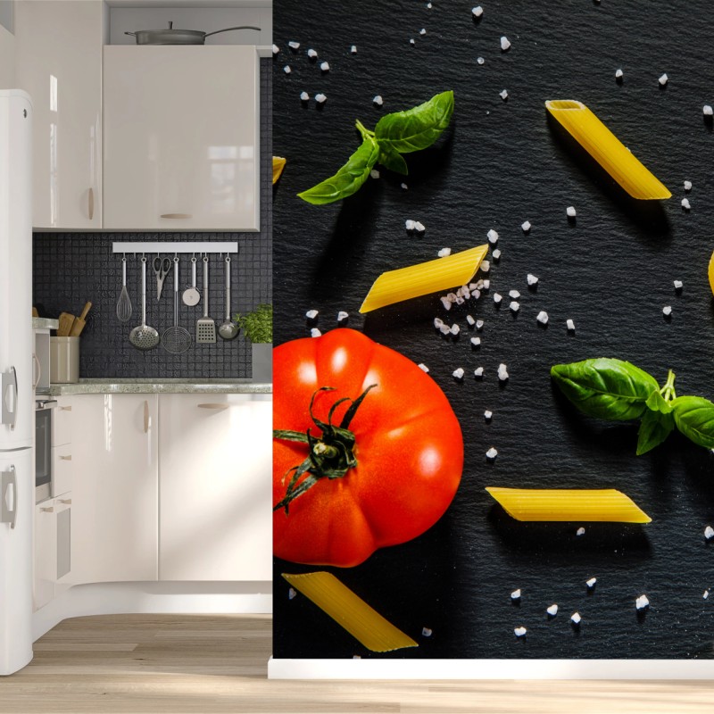 Fototapete tomaten und penne auf schwarzem schiefer – Wallnifity®