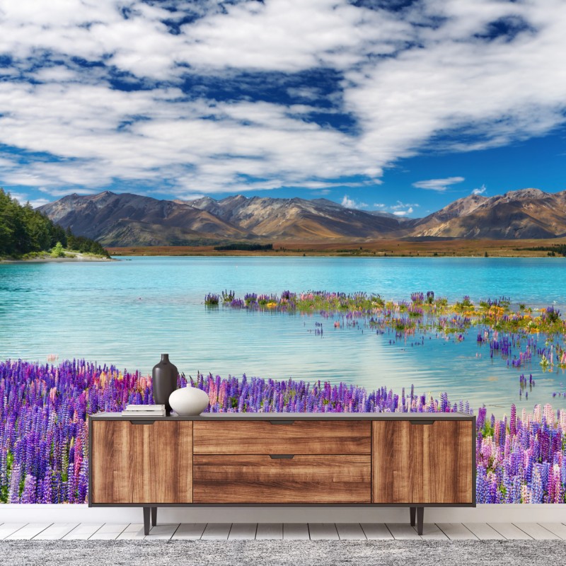 Fototapete Lake Tekapo lupinenmeer am türkisen see – Wallnifity®