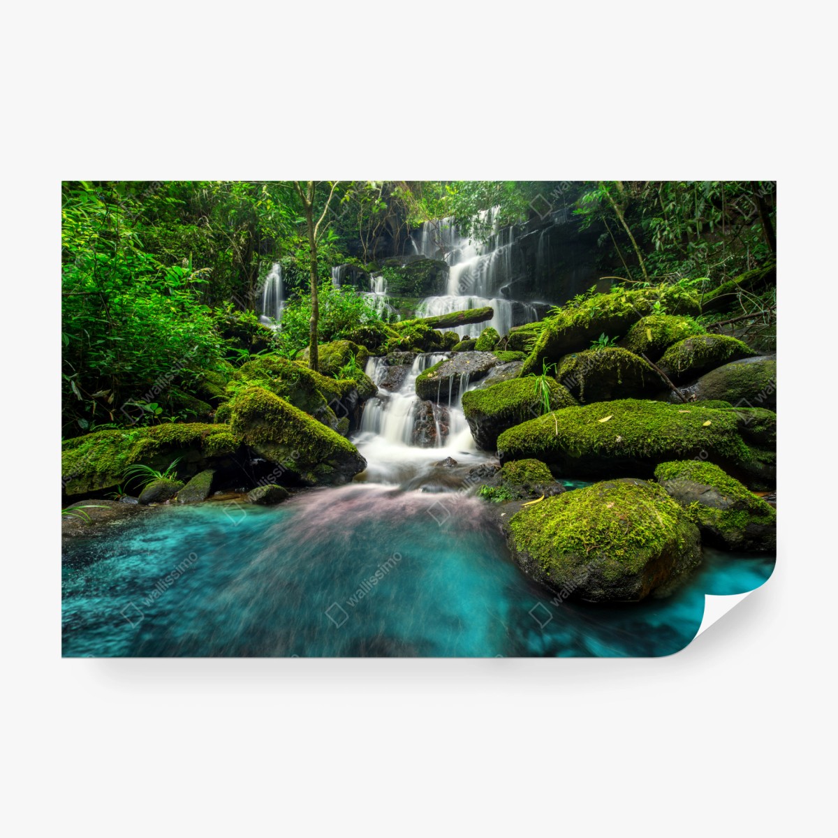 Fototapete ruhiger wasserfall in Phu Tub Berk, Thailand – Wallnifity®