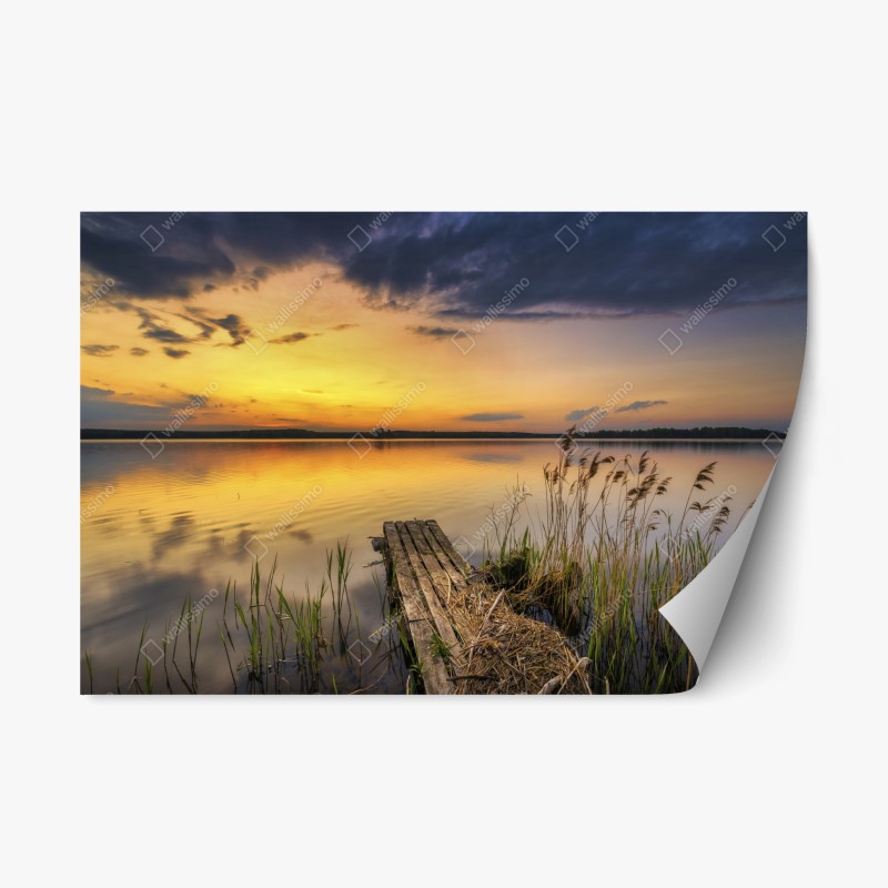 Repositionierbarer Aufkleber nebliger bergsonnenaufgang mit spiegelung – Wallnifity®