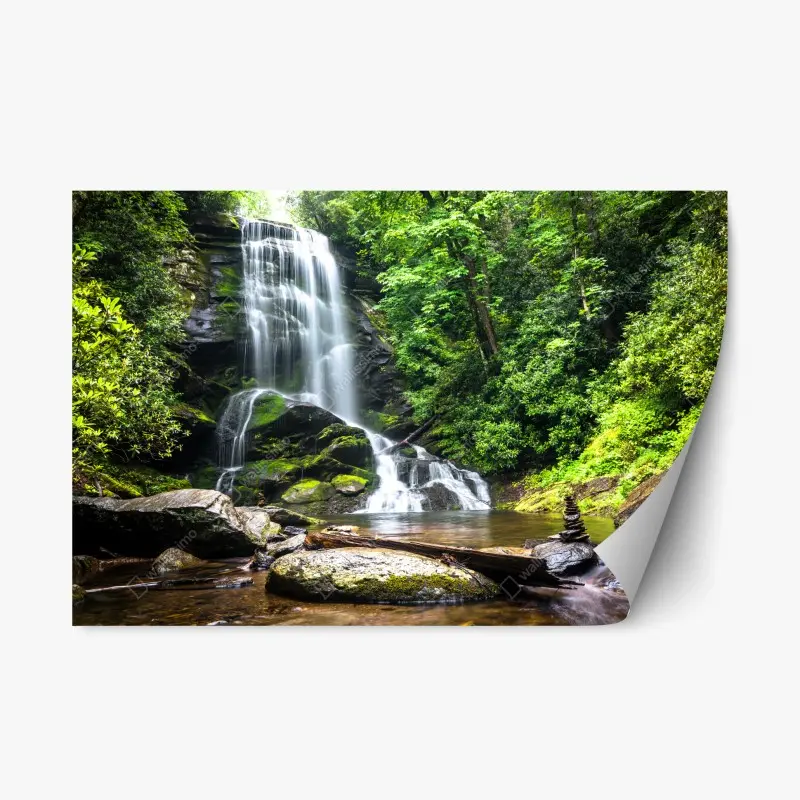 Repositionierbarer Aufkleber ruhiger wasserfall im wald