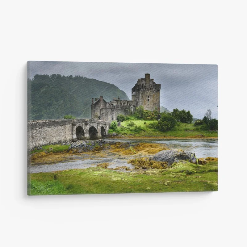 Leinwandbild mittelalterliches schloss an einer steinbrücke