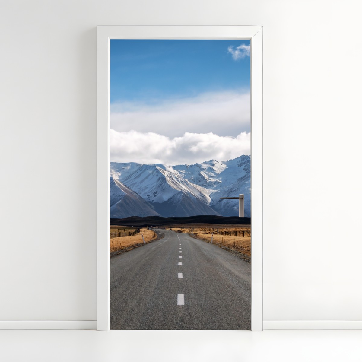 Türaufkleber straße zur schneebedeckten bergwelt, Neuseeland – Wallnifity®