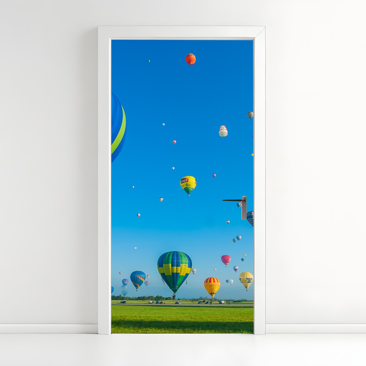 Türaufkleber bunte heißluftballons über Chambley – Wallnifity®