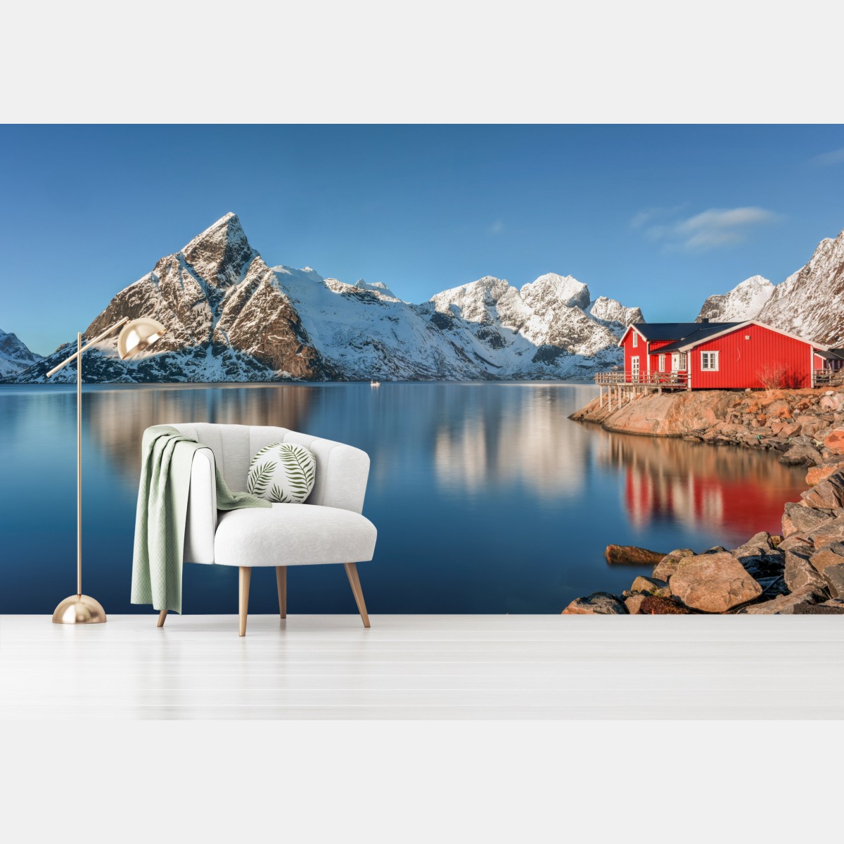 Fototapete ruhiger winterlicher fjord in Reine, Lofoten – Wallnifity®
