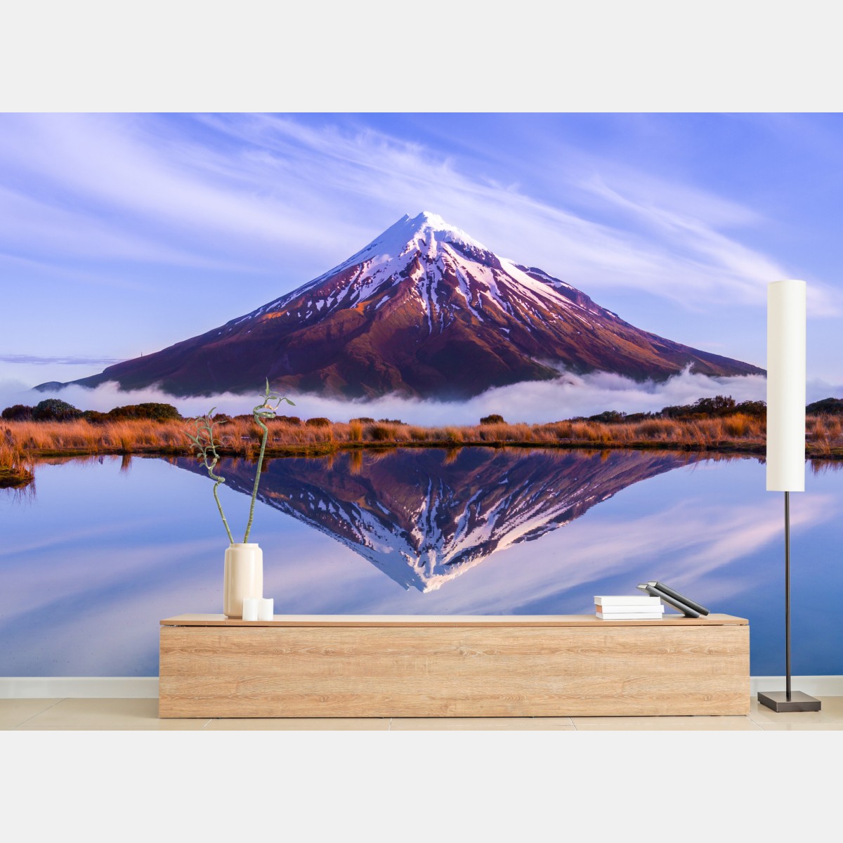 Fototapete majestätische bergspiegelung bei sonnenaufgang – Wallnifity®