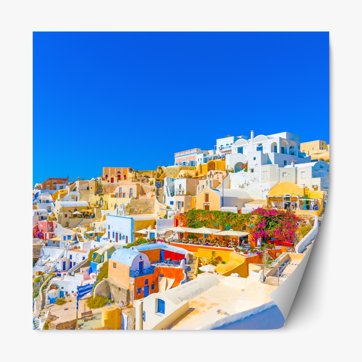 Repositionierbarer Aufkleber sonniges Dorf Oia, Santorini – Wallnifity®