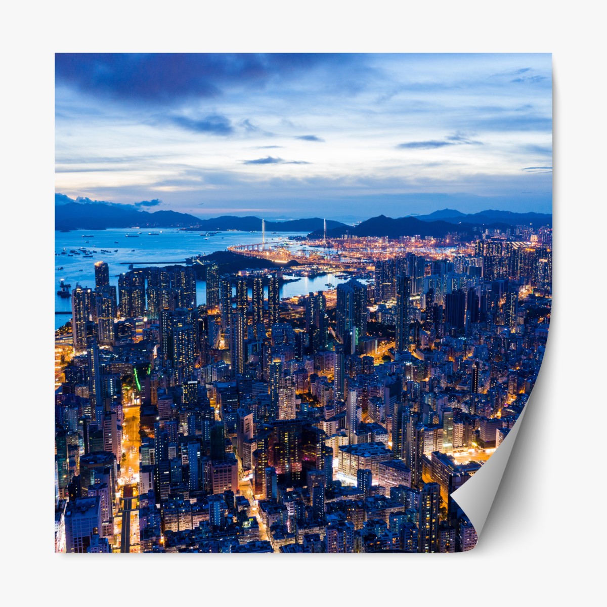Repositionierbarer Aufkleber Hongkong skyline über Mong Kok bei dämmerung – Wallnifity®