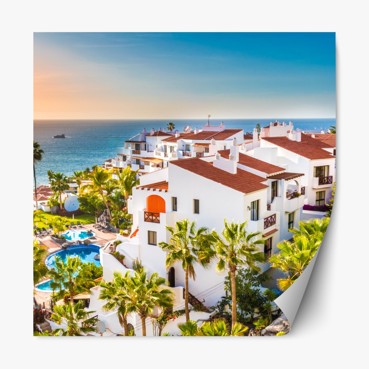 Repositionierbarer Aufkleber sonnenuntergang über Puerto de Santiago, Teneriffa – Wallnifity®