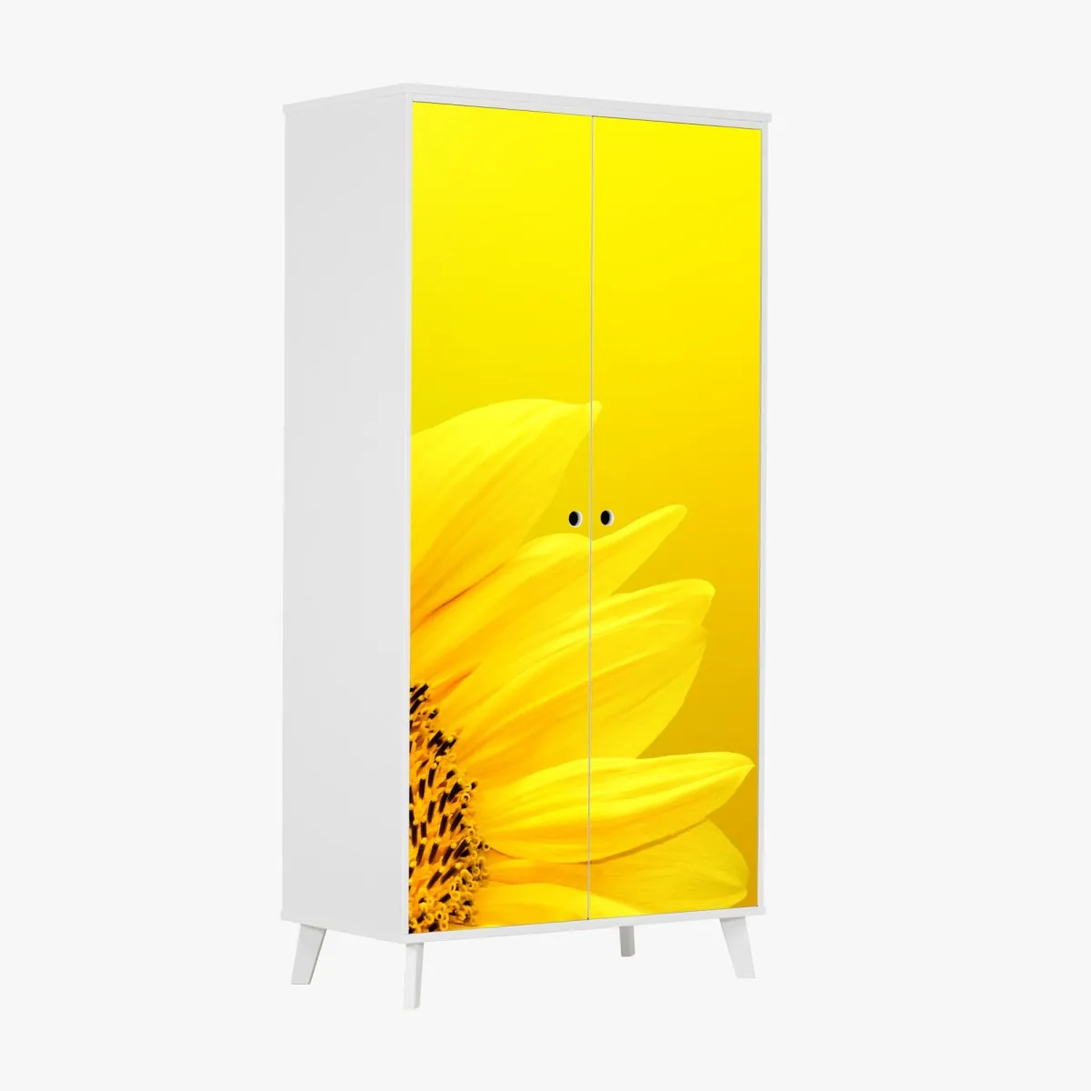 Schrankaufkleber leuchtende sonnenblume nahaufnahme auf gelbem hintergrund – Wallnifity®
