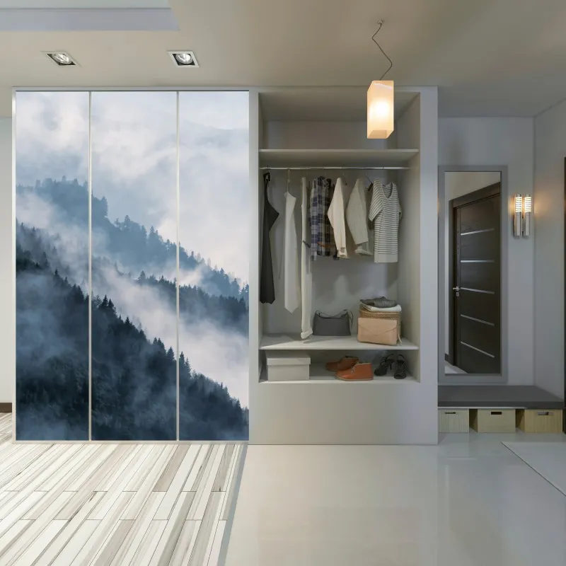 Schrankaufkleber neblige waldreflexion – Wallnifity®