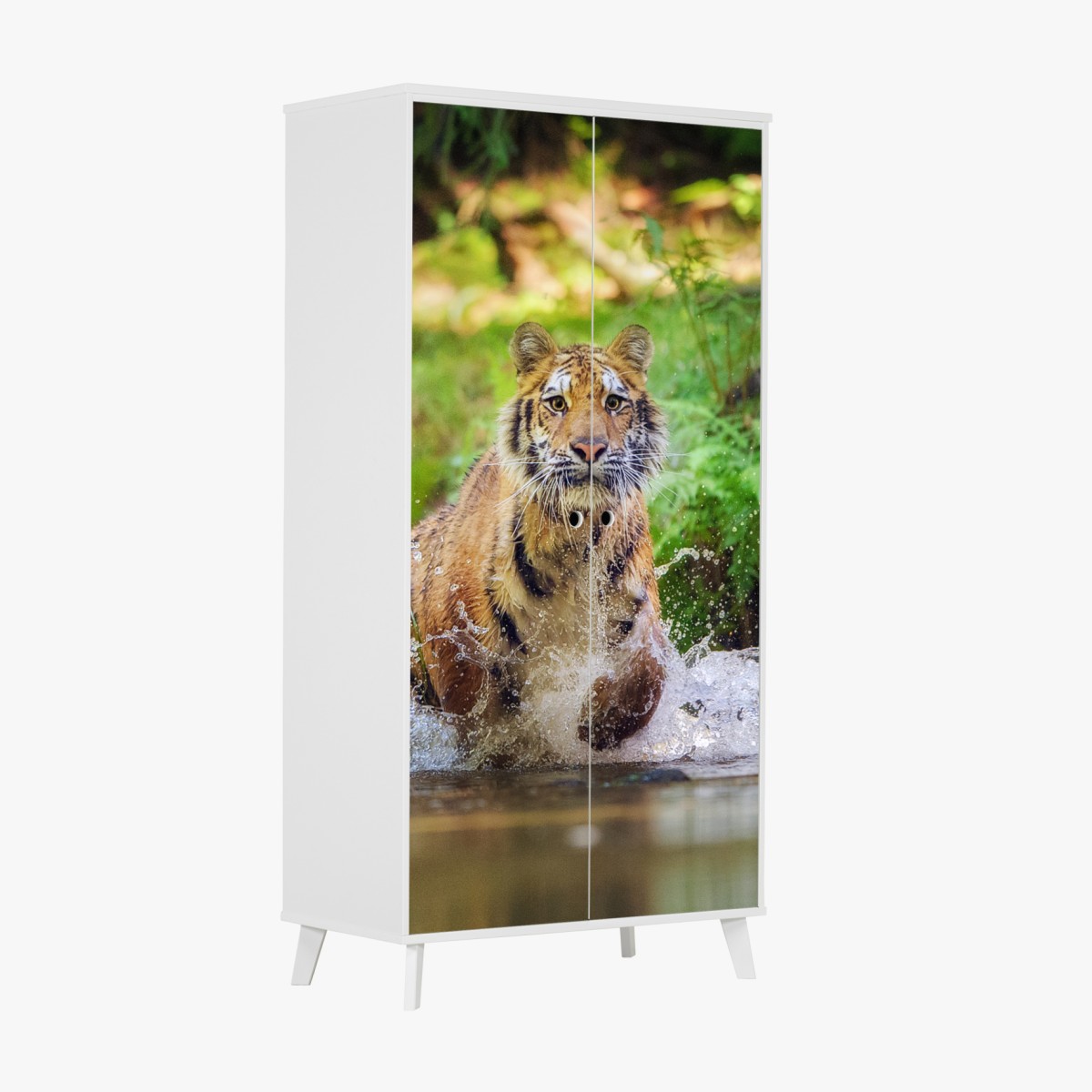 Schrankaufkleber majestätischer tiger im waldbach – Wallnifity®