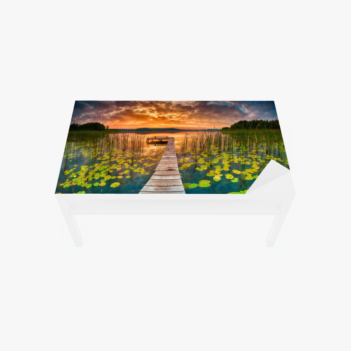 Tischaufkleber und Schreibtischaufkleber sonnenaufgang über stillem see mit hölzernem steg – Wallnifity®