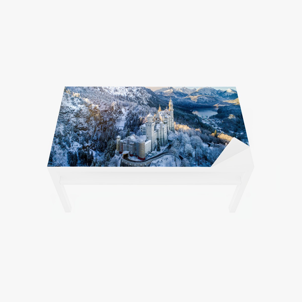 Tischaufkleber und Schreibtischaufkleber winterliches schloss in verschneiten bergen – Wallnifity®
