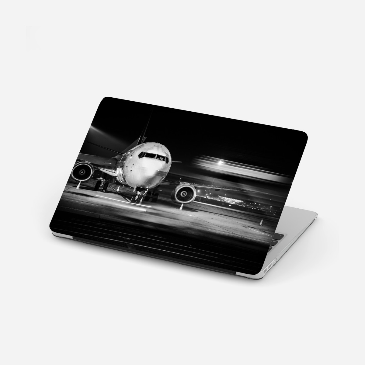 Laptop-Aufkleber monochromes jet auf dem rollfeld bei nacht – Wallnifity®