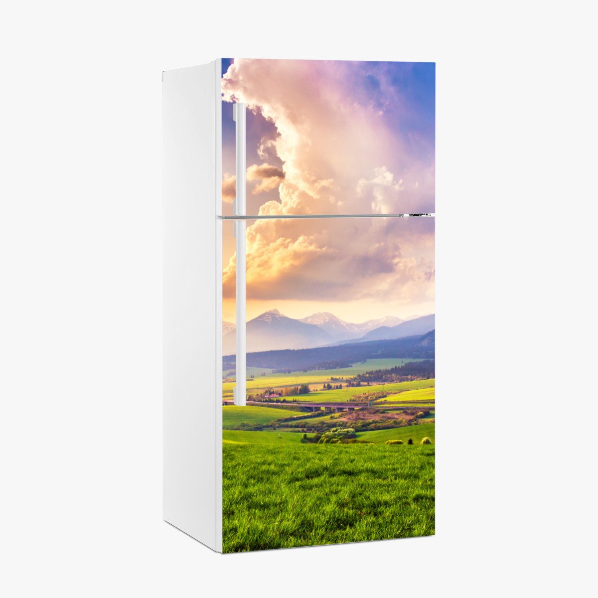Kühlschrankaufkleber frühlingshafte panoramalandschaft der Tatra, Slowakei – Wallnifity®