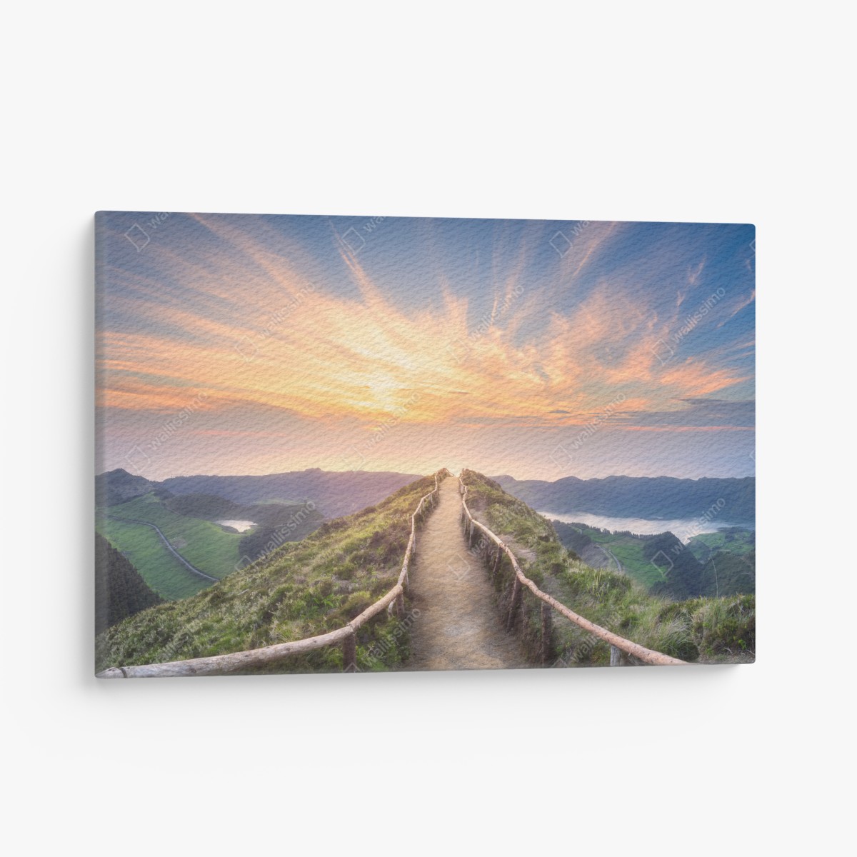 Leinwandbild sonnenuntergangspfad auf berggrat über see und tal – Wallnifity®