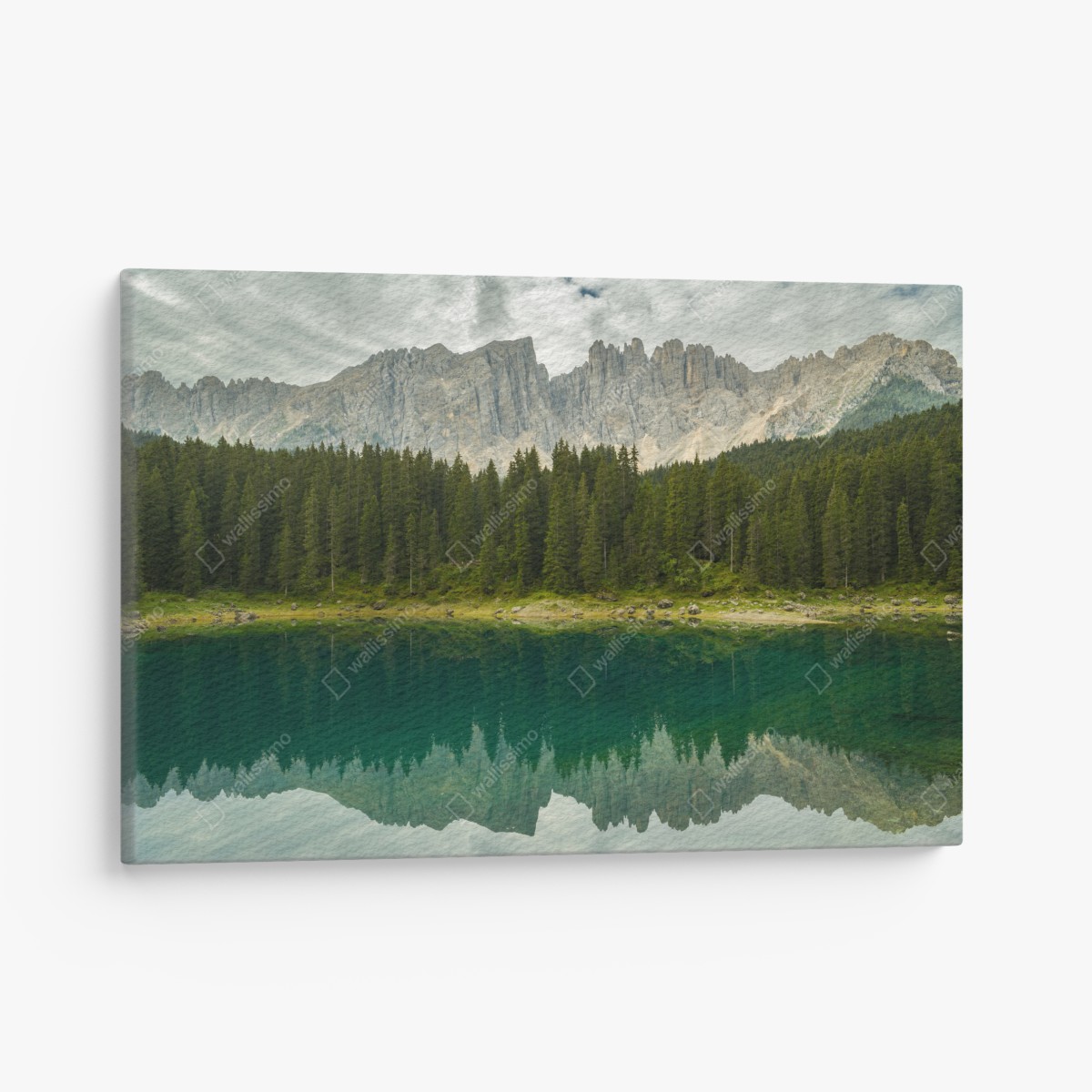 Leinwandbild ruhige spiegelung am Lago di Carezza, Dolomiten – Wallnifity®