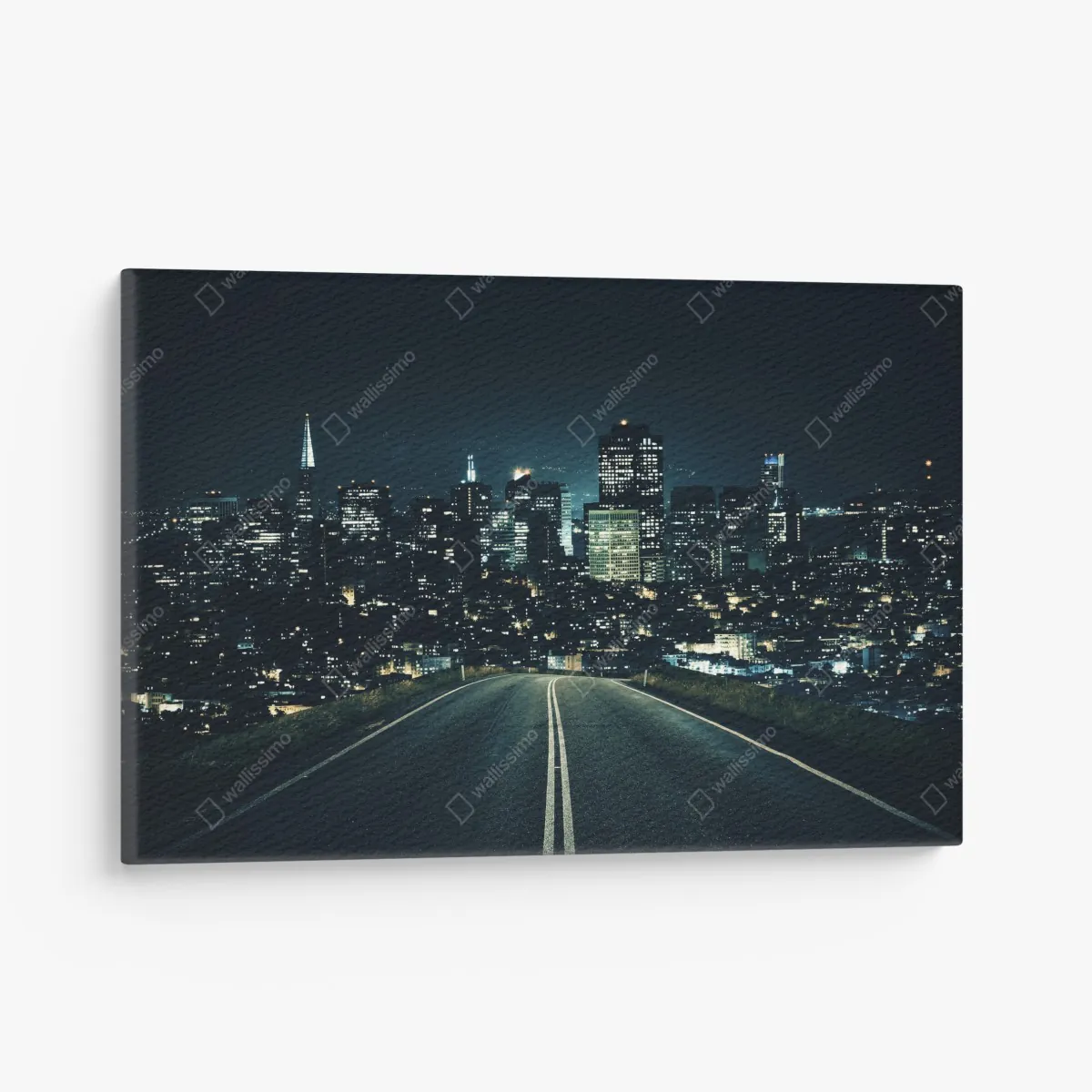 Leinwandbild straße zur beleuchteten stadtsilhouette bei nacht – Wallnifity®