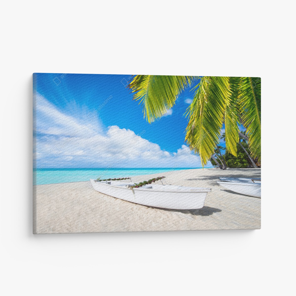 Leinwandbild tropischer strand in türkis mit palmen und booten – Wallnifity®