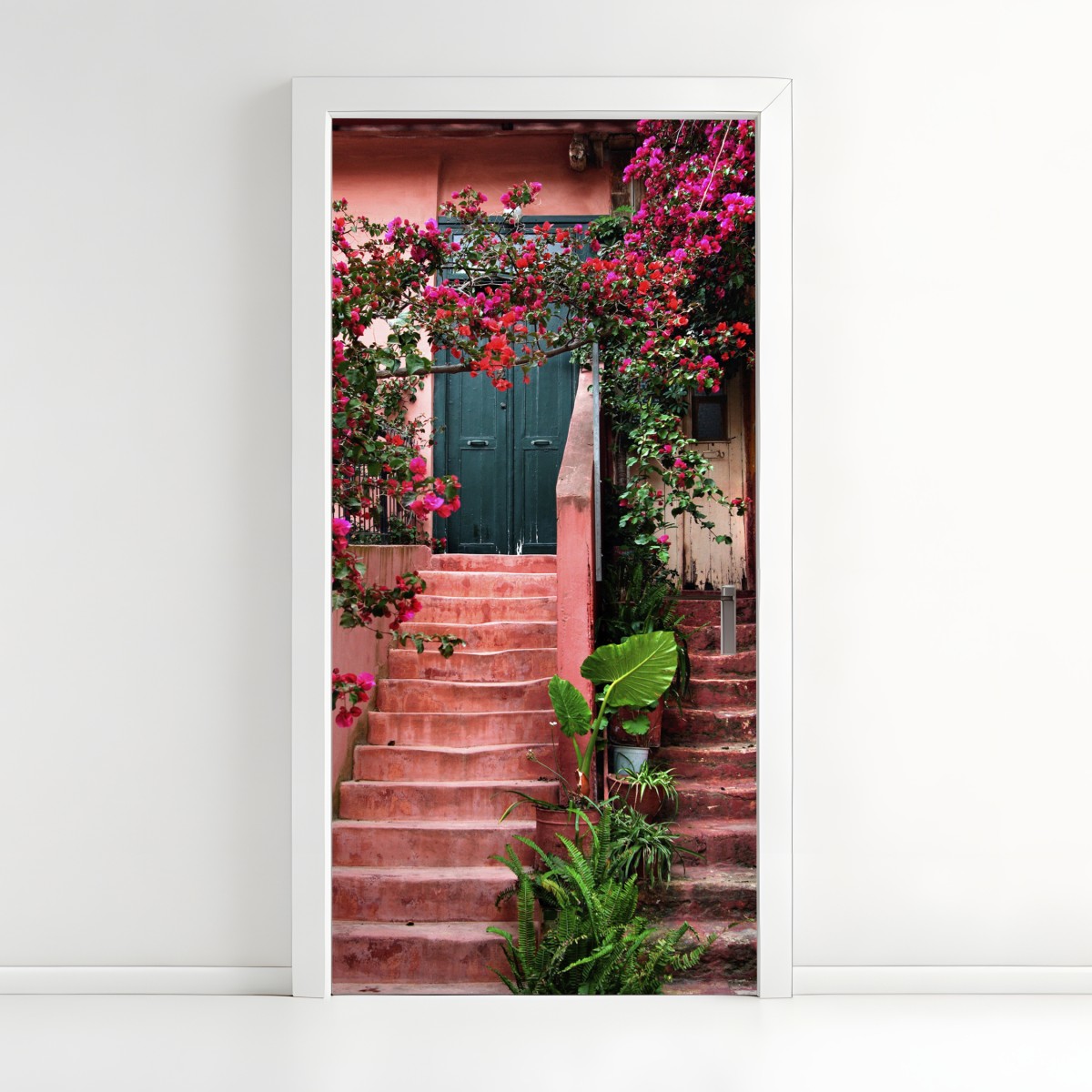 Türaufkleber treppe mit bougainvillea und grünen pflanzen – Wallnifity®