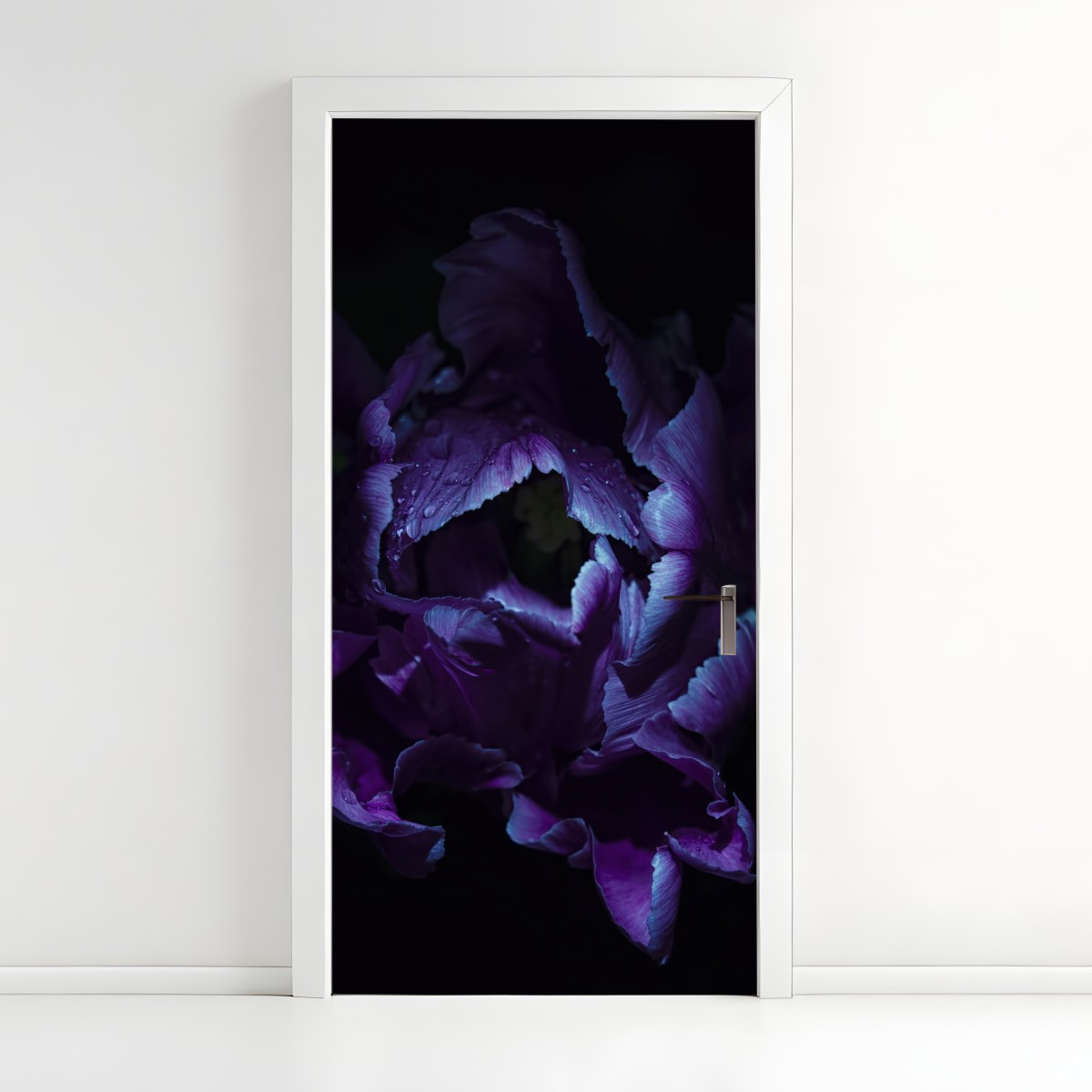 Türaufkleber lila tulpe im ultravioletten licht – Wallnifity®