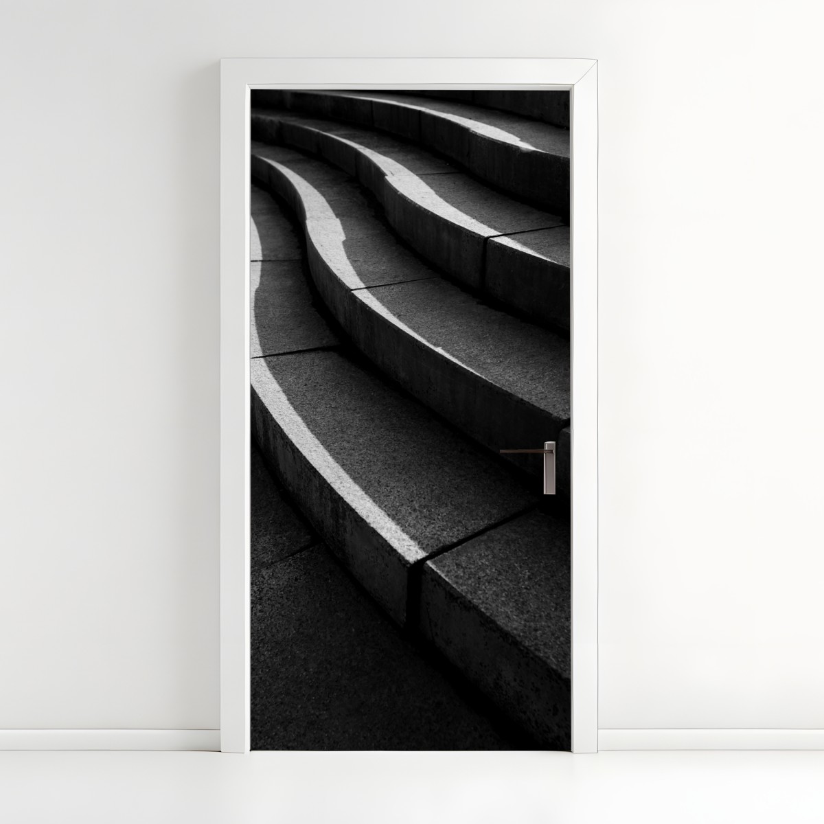 Türaufkleber geschwungene betontreppe im schatten – Wallnifity®