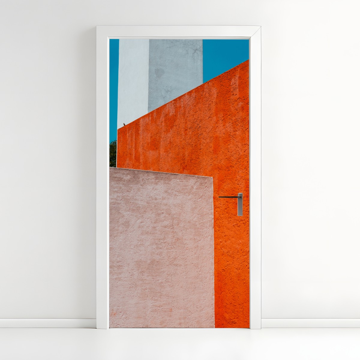 Türaufkleber mutige geometrische fassade in orange und türkis – Wallnifity®