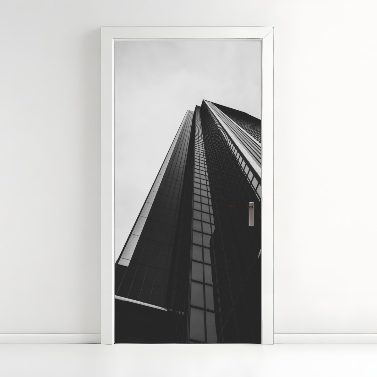 Türaufkleber monochromer wolkenkratzer in perspektive – Wallnifity®
