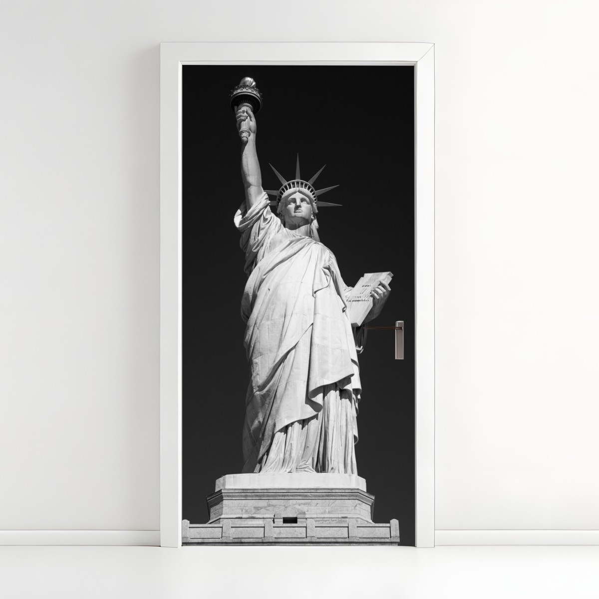 Türaufkleber Freiheitsstatue in monochrom – Wallnifity®