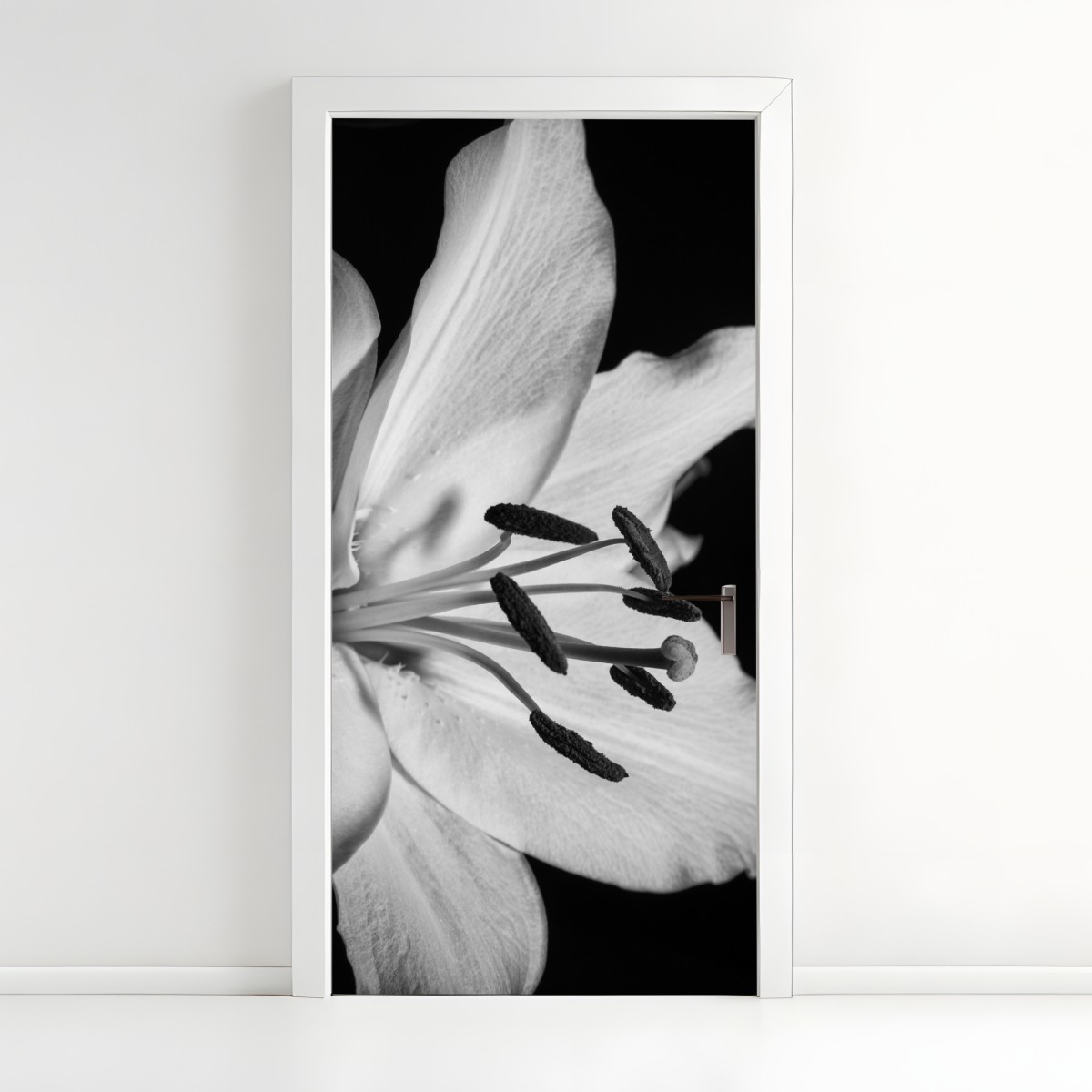 Türaufkleber monochrome lilie nahaufnahme – Wallnifity®