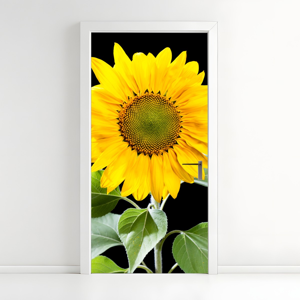 Türaufkleber leuchtende sonnenblume vor schwarzem hintergrund – Wallnifity®