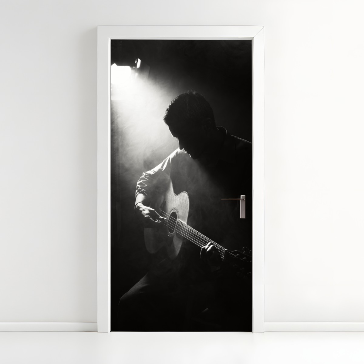 Türaufkleber silhouette eines gitaristen im scheinwerferlicht – Wallnifity®