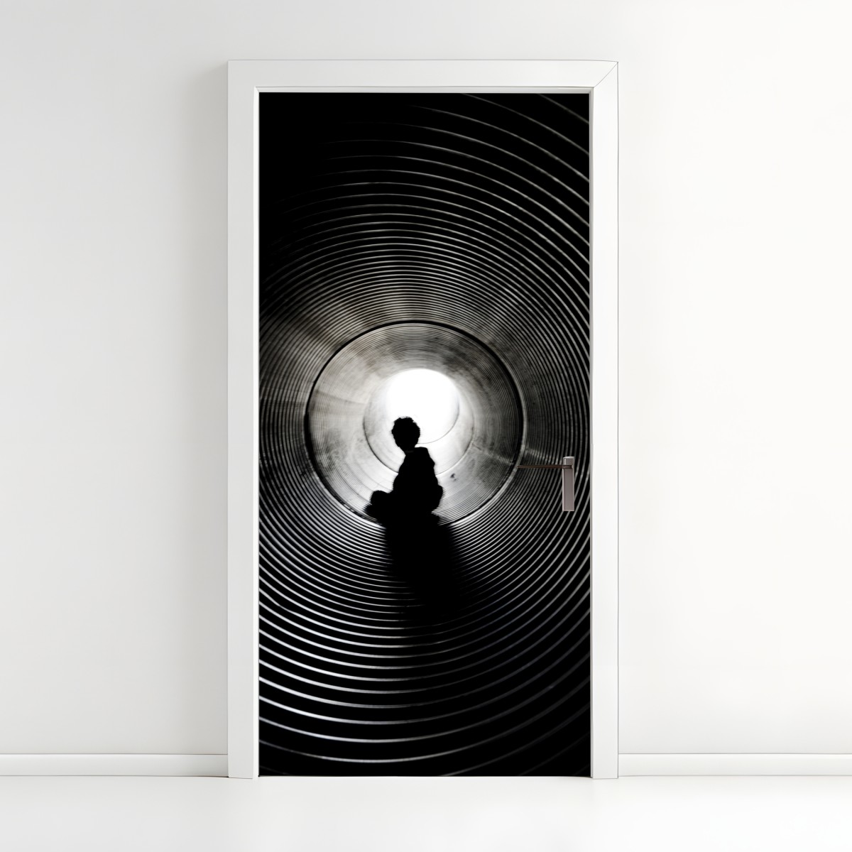Türaufkleber silhouette in einem spiraltunnel – Wallnifity®