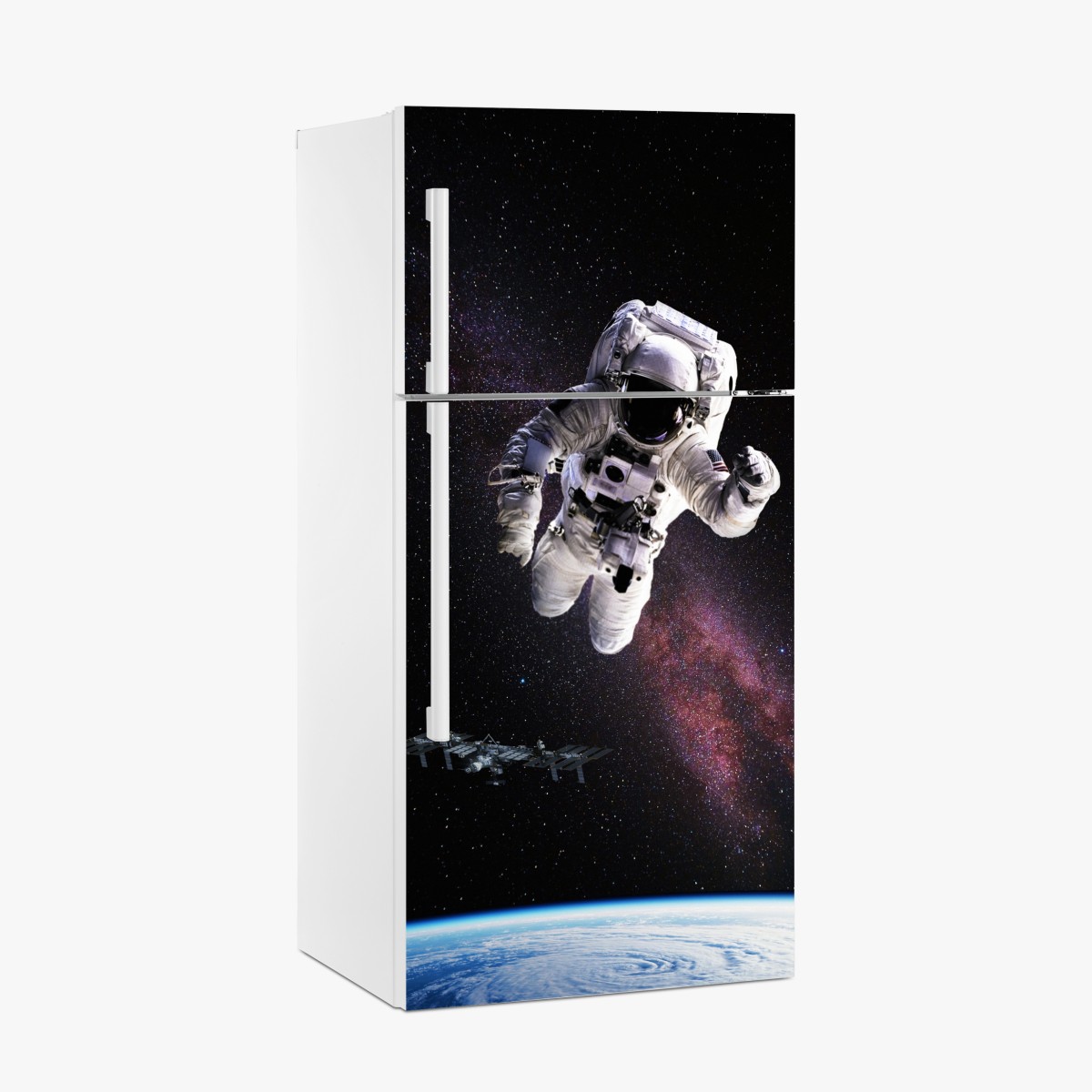 Kühlschrankaufkleber astronaut über der Erde und galaxie – Wallnifity®