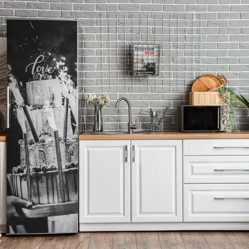 Kühlschrankaufkleber intime hände auf klaviertasten in monochrom – Wallnifity®