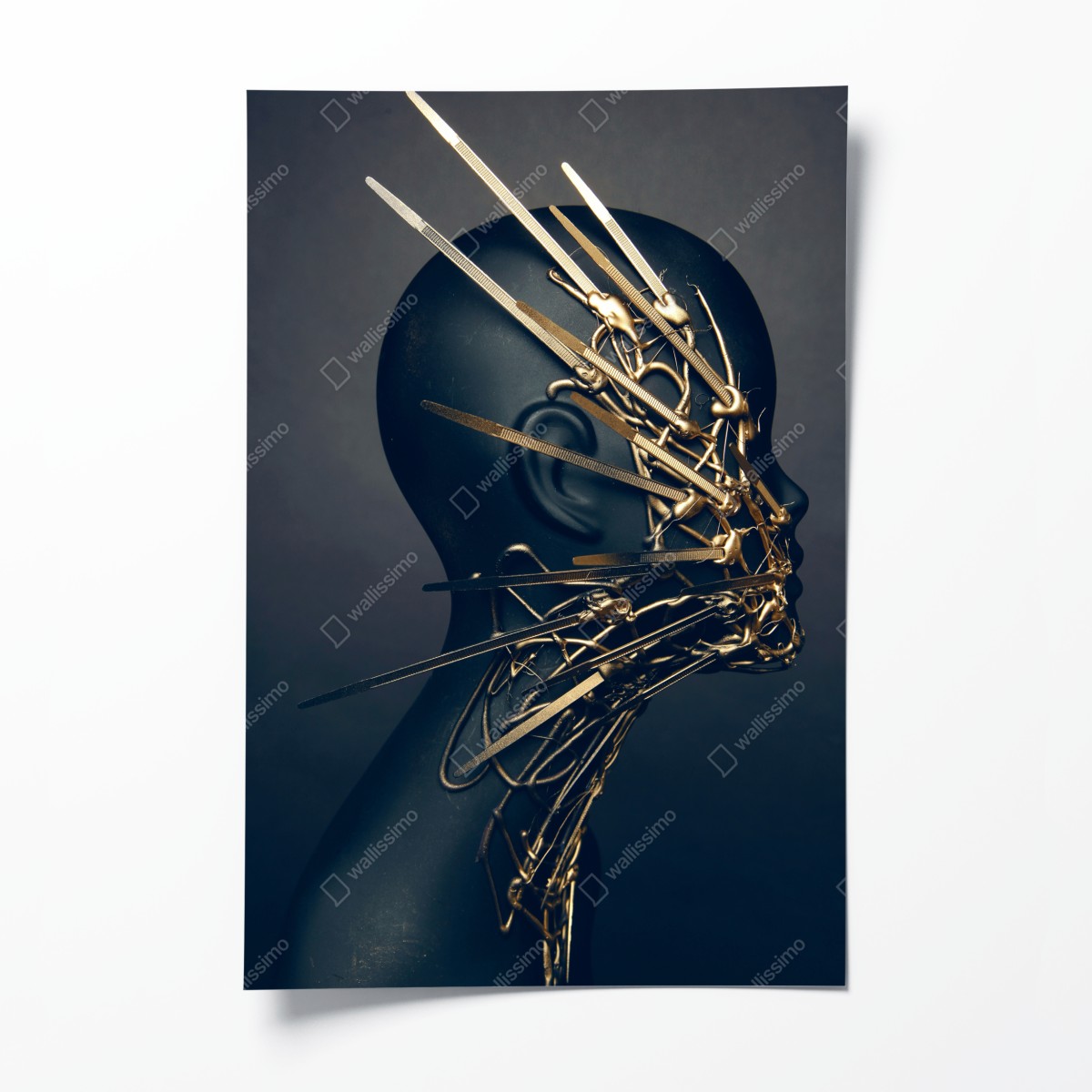 Poster goldene drahtskulptur auf schwarzer büste – Wallnifity®