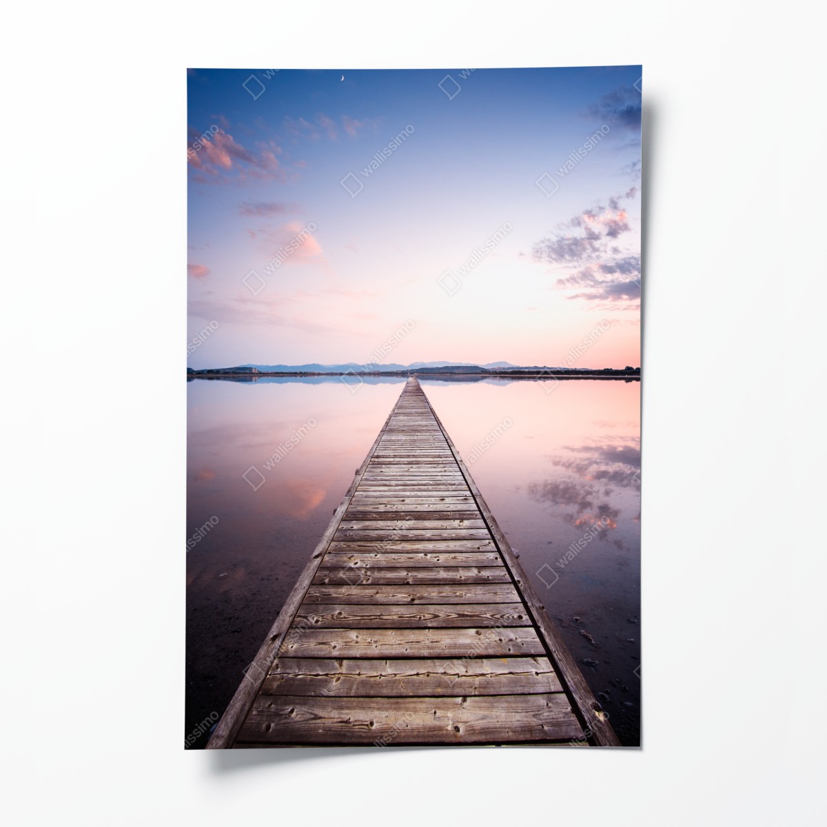 Poster holzsteg zum horizont bei sonnenuntergang – Wallnifity®