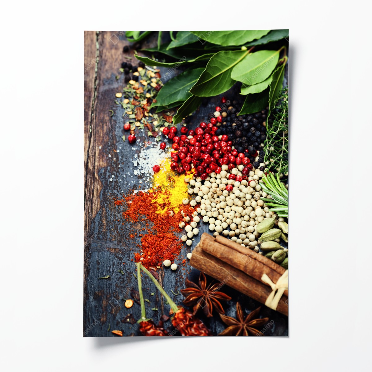 Poster buntes gewürzsortiment auf rustikalem holz – Wallnifity®