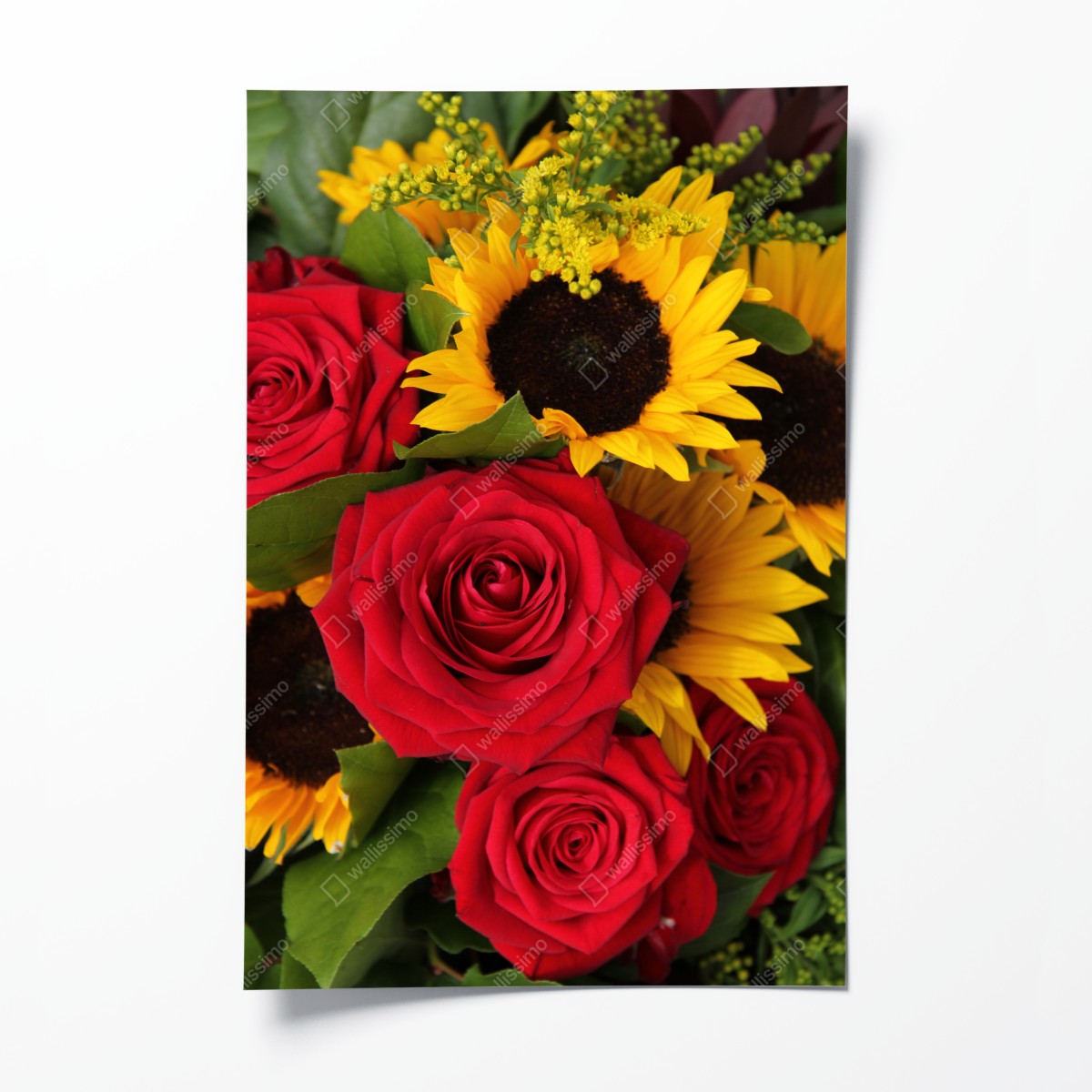 Poster rote rosen und sonnenblumen im bukett – Wallnifity®