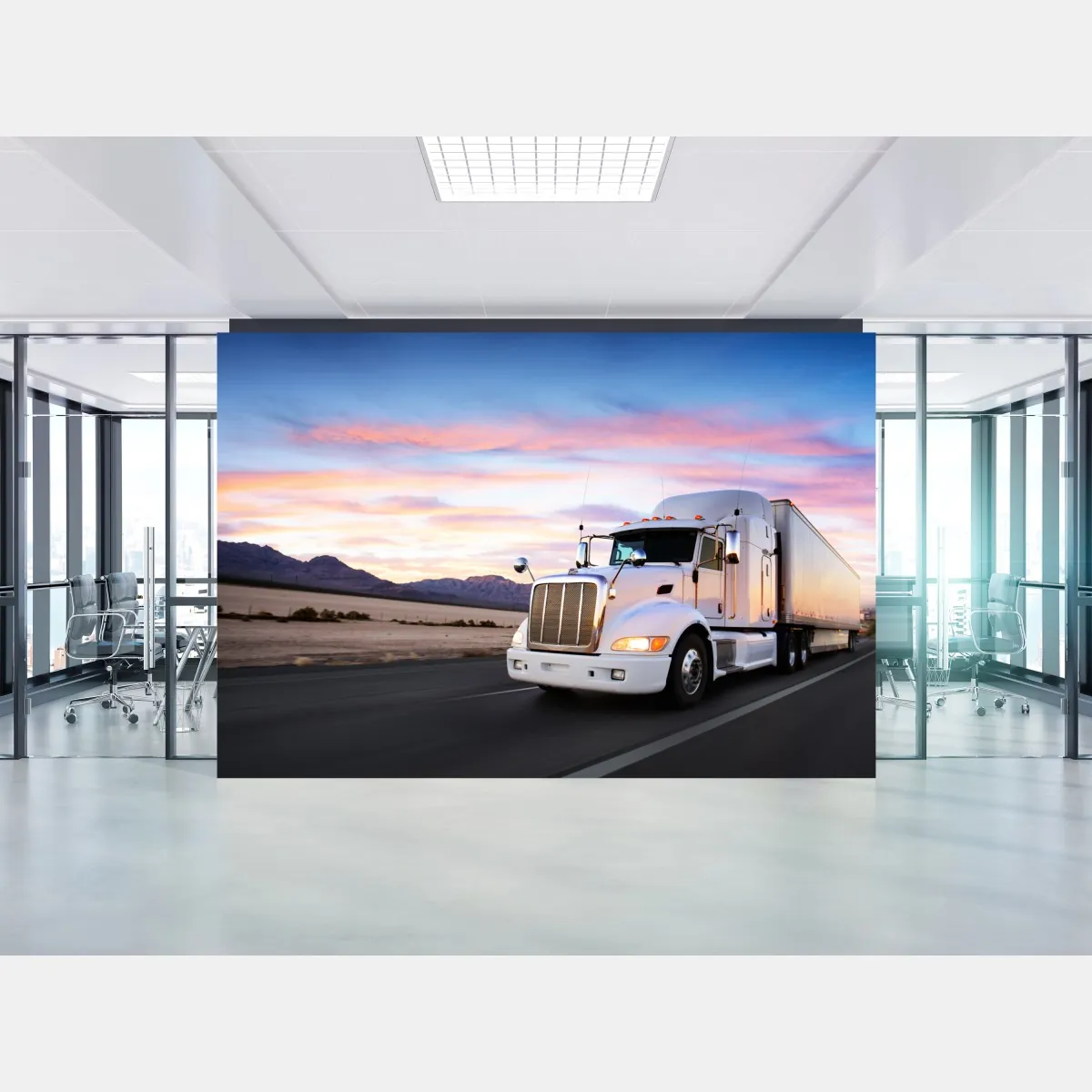 Fototapete lastwagen bei sonnenuntergang auf der autobahn – Wallnifity®