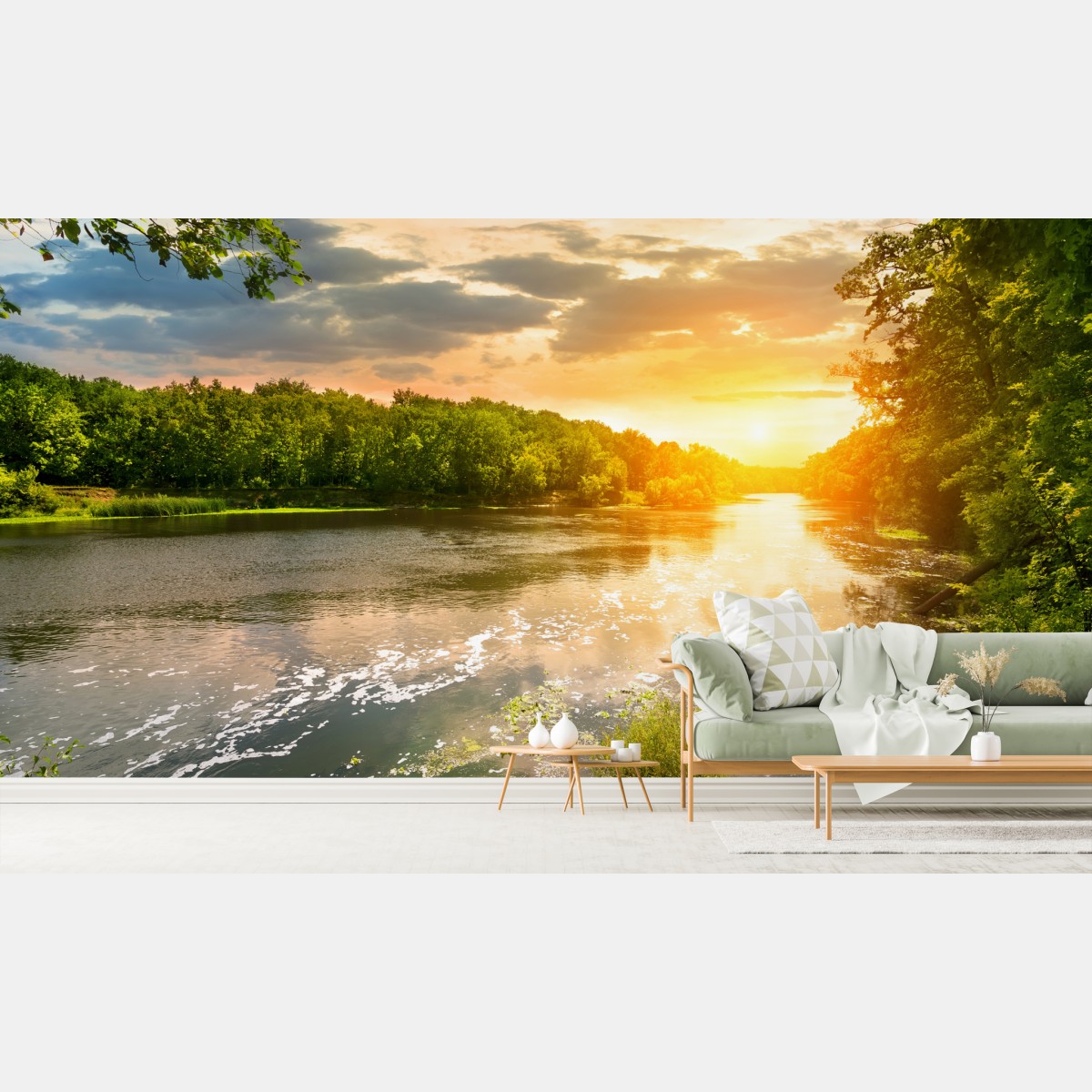 Fototapete ruhiger sonnenuntergang am fluss im grünen wald – Wallnifity®