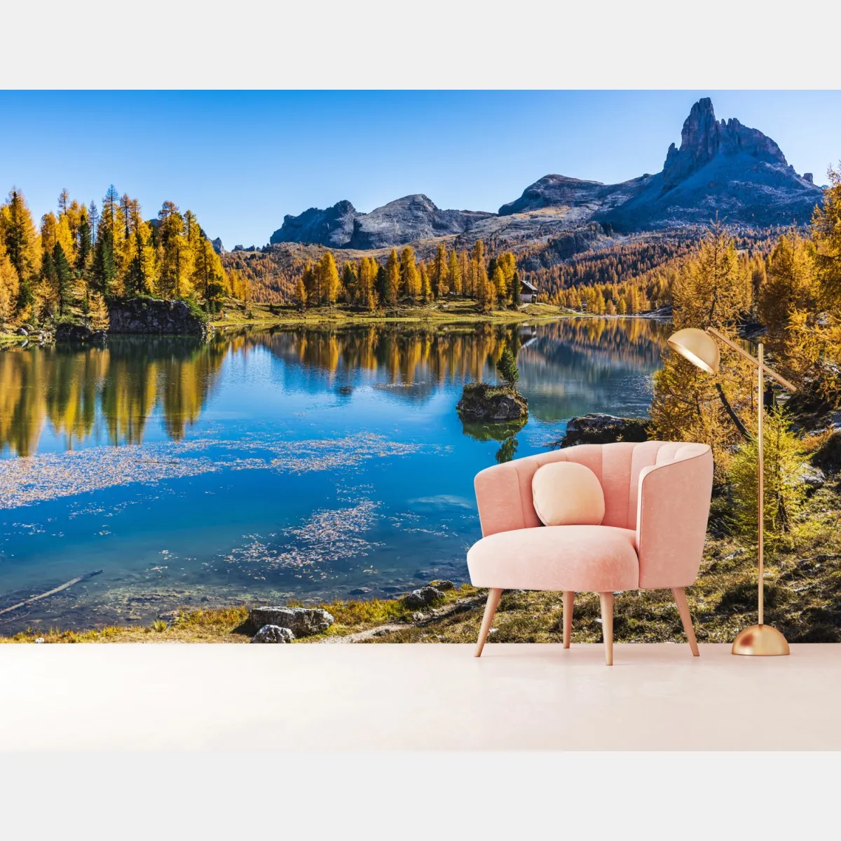 Fototapete herbstlicher alpensee mit bergreflexion – Wallnifity®