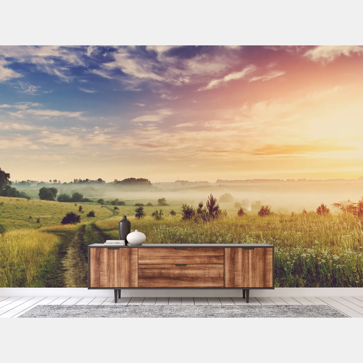 Fototapete nebeliger sonnenaufgang über einer ländlichen wiese – Wallnifity®